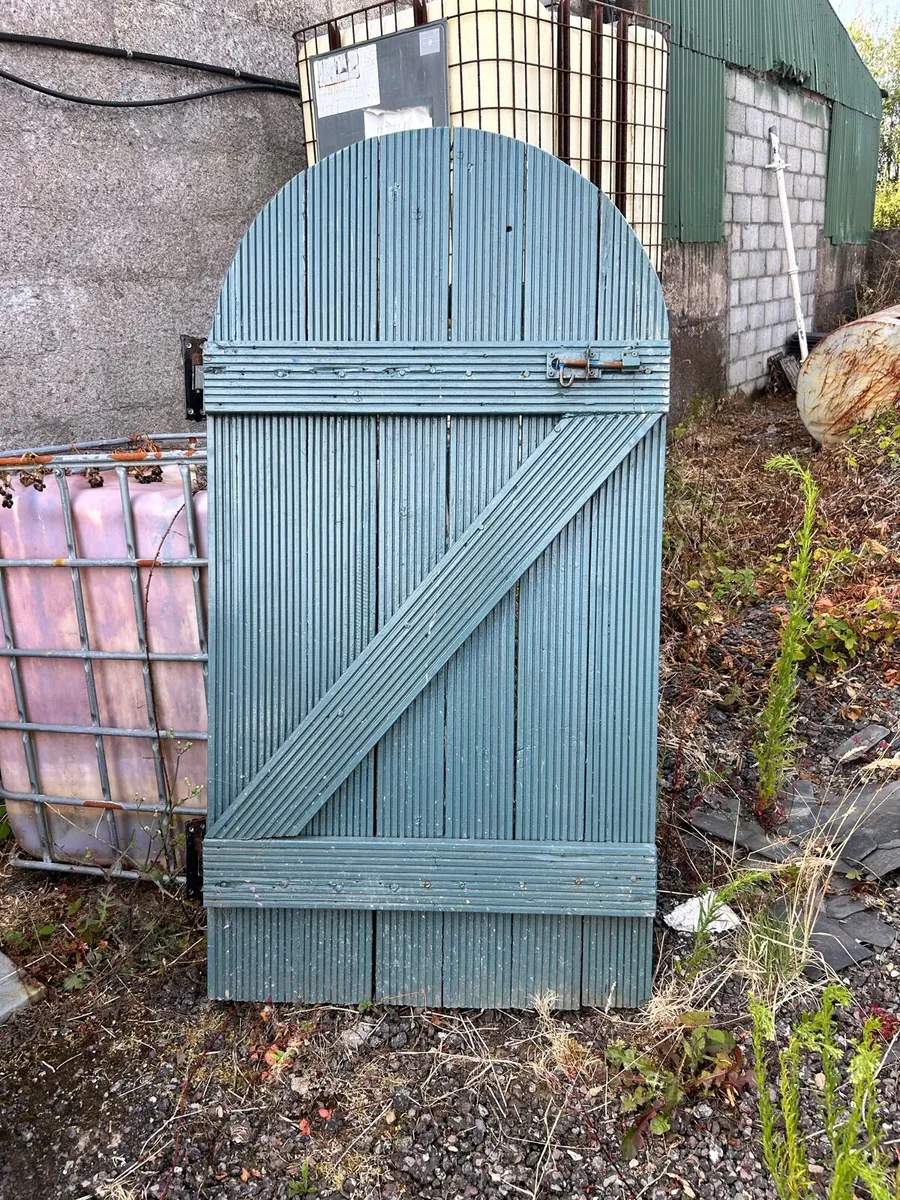 Timber Gate - Image 2