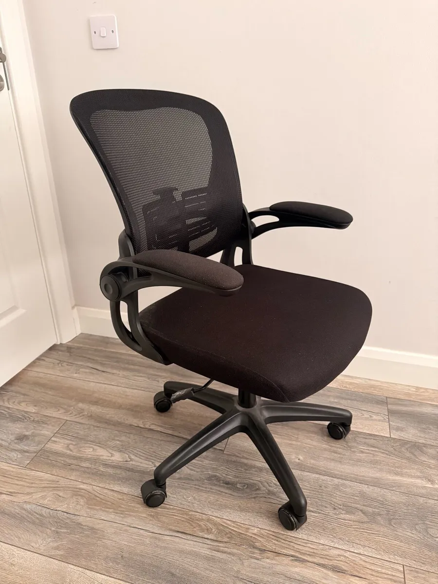 Office chair - excellent condition - Image 1