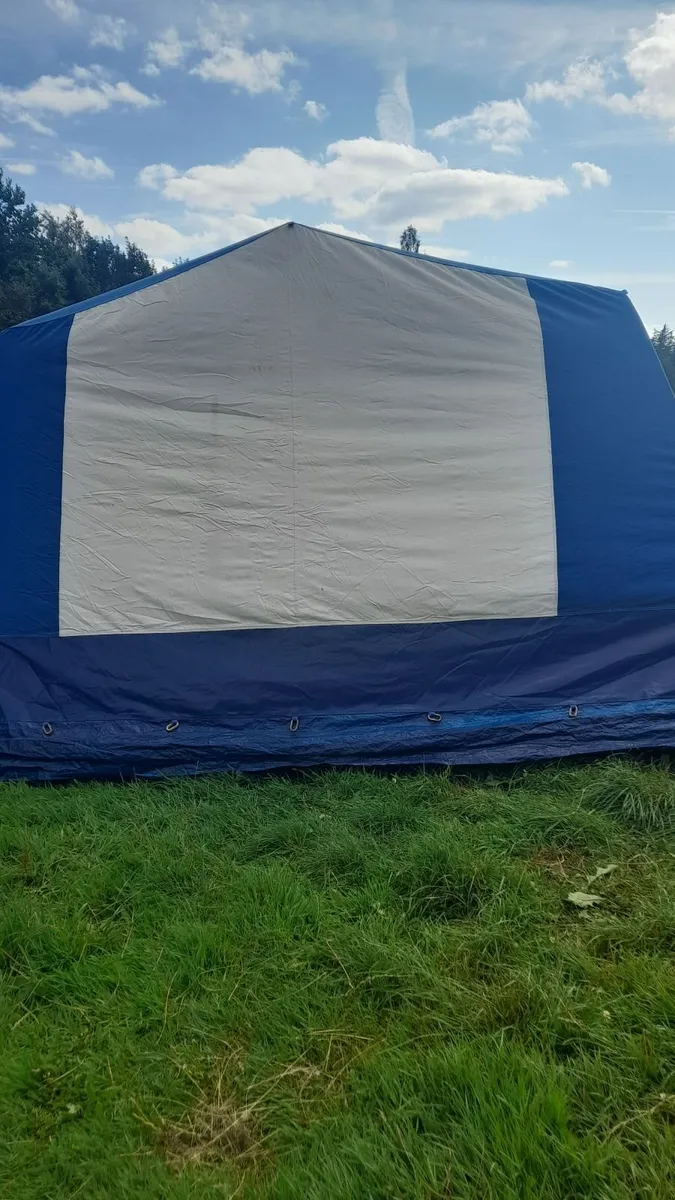 Tent - Image 3