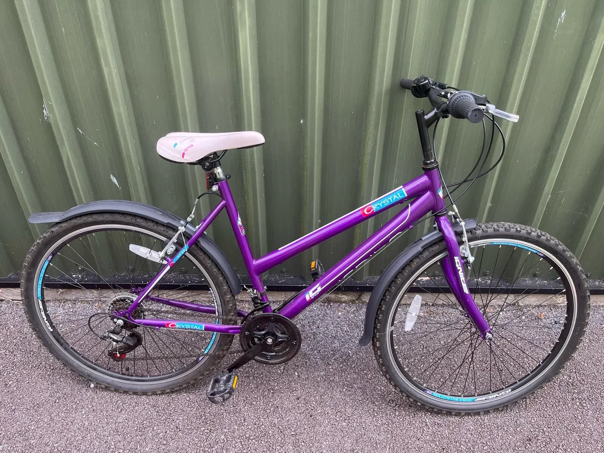 Girls mountain bike - Image 1