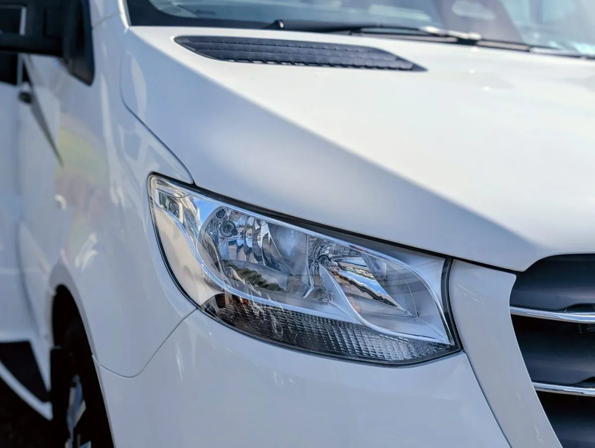 NEW COACHMAN SPORTIVO 565 - £5K OFF - Image 3