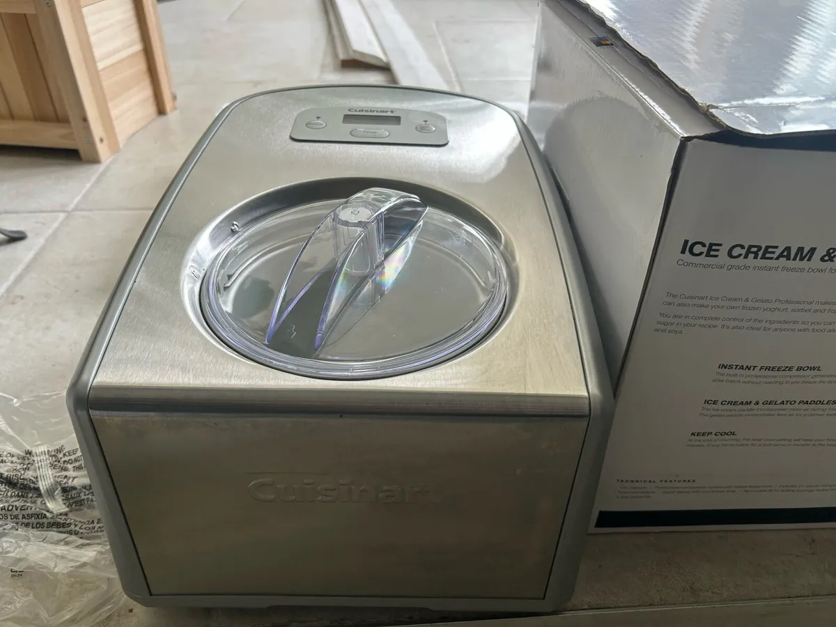 Cuisinart Professional Ice Cream Maker - Image 2