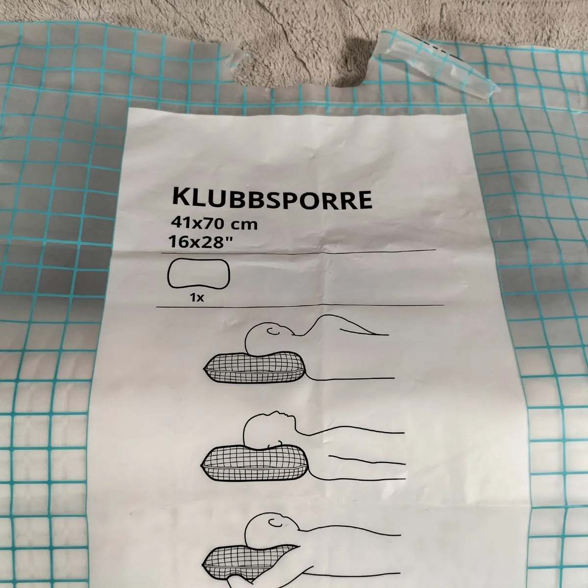 IKEA KLUBBSPORRE Ergonomic Pillow - Image 2