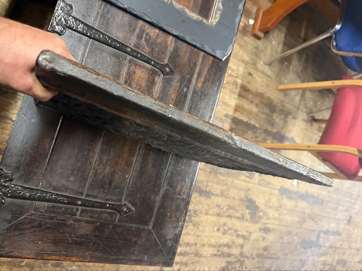 Antique cast iron fireback. - Image 2