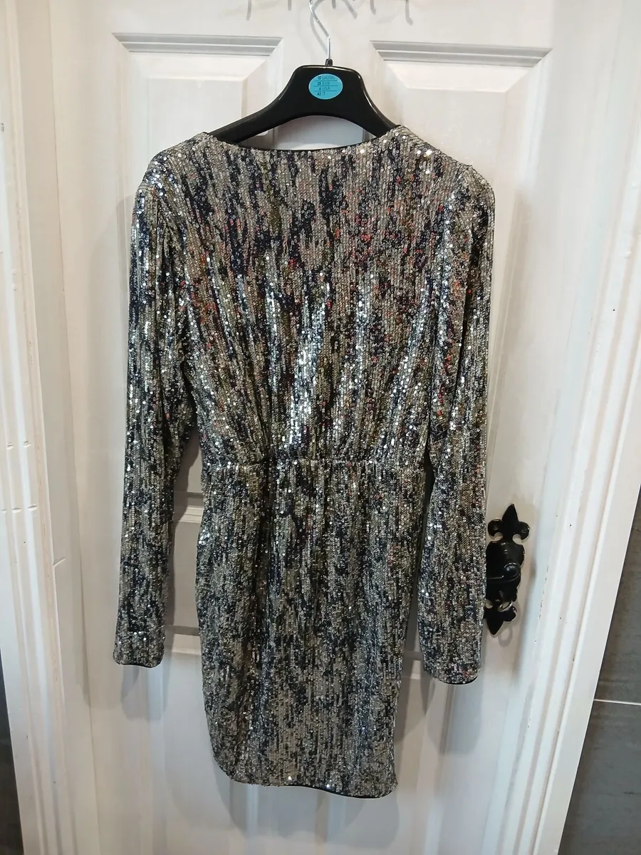 Ladies glittery dress - Image 4