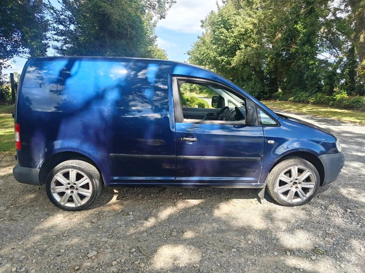 Volkswagen caddy Tax and Test - Image 2
