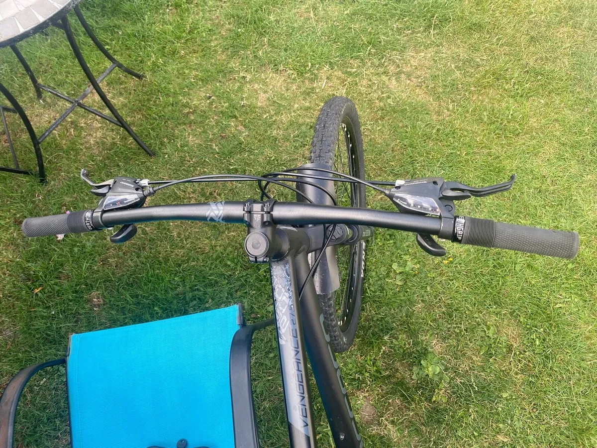 Mountain bike carrera vengeance - Image 4