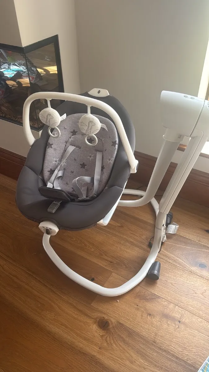 Joie serina 2in1 swing/rocker - Image 1