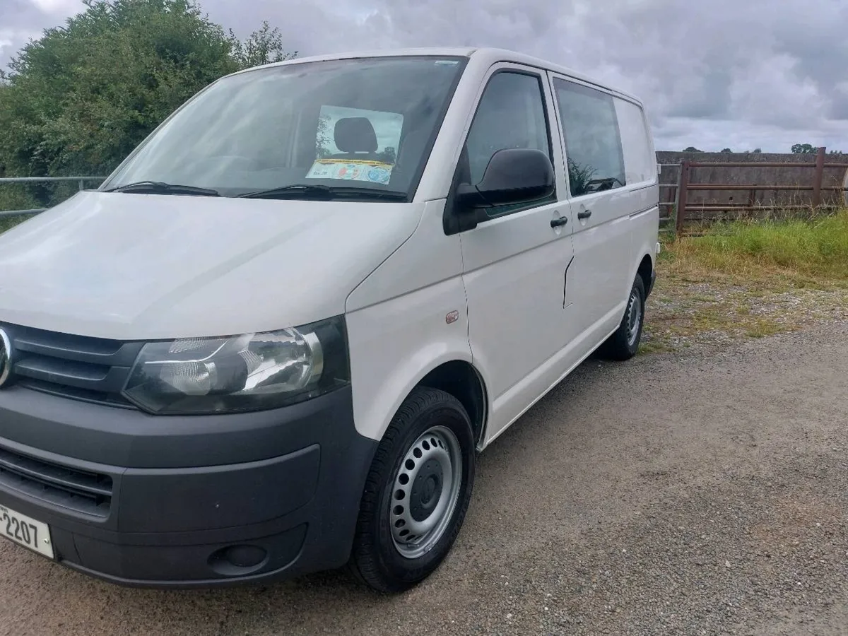 Volkswagan transporter Crewcab - Image 2