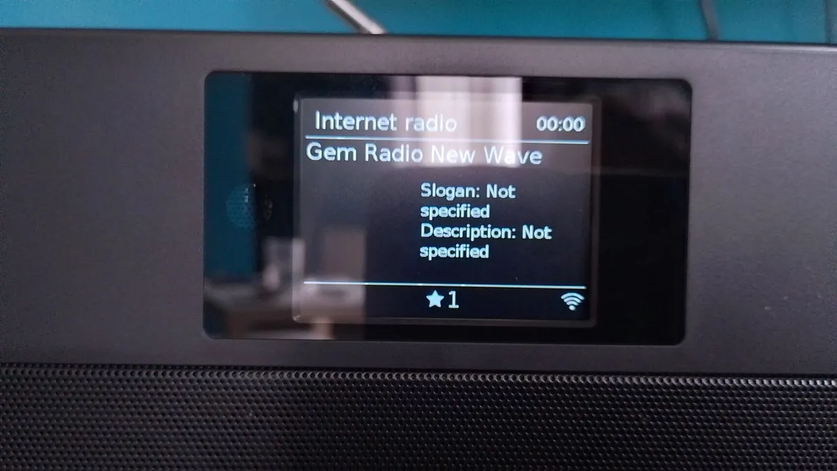 KENWOOD SMART RADIO WITH BLUETOOTH - Image 1