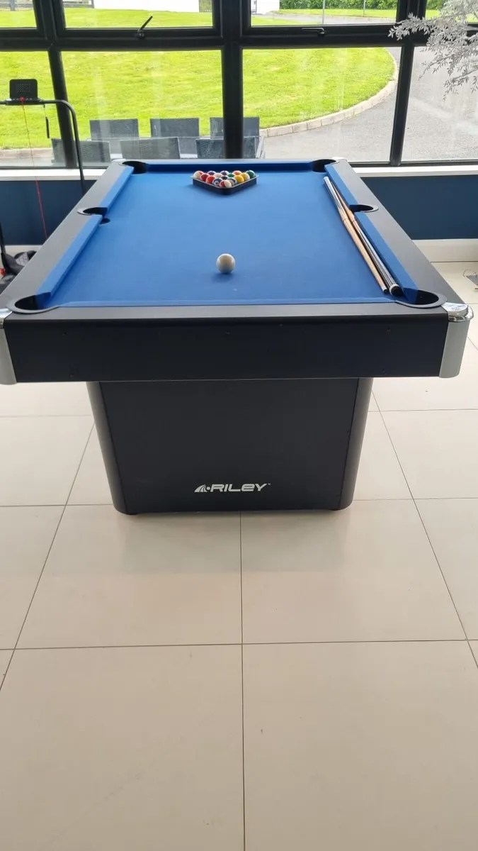 Pool Table - Image 4