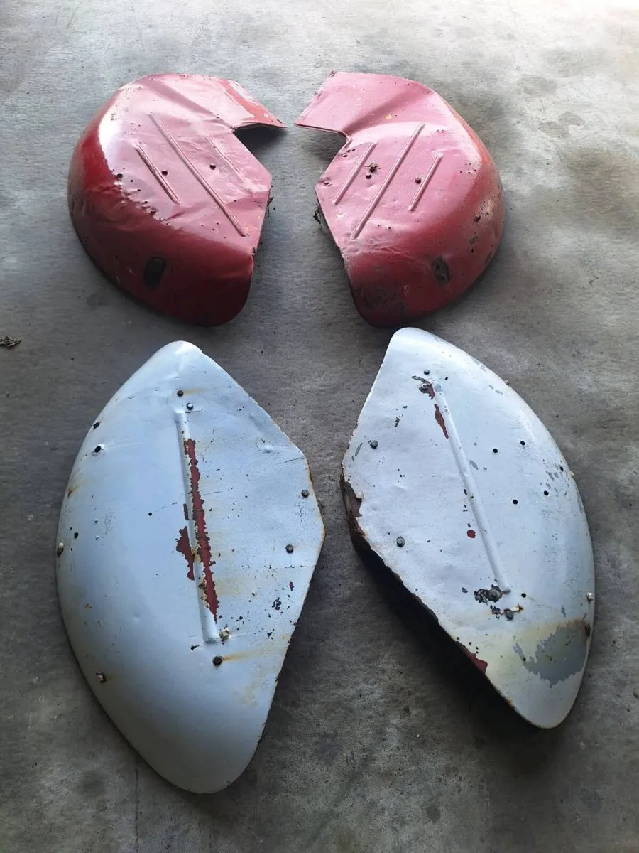Massey ferguson 65 parts - Image 2