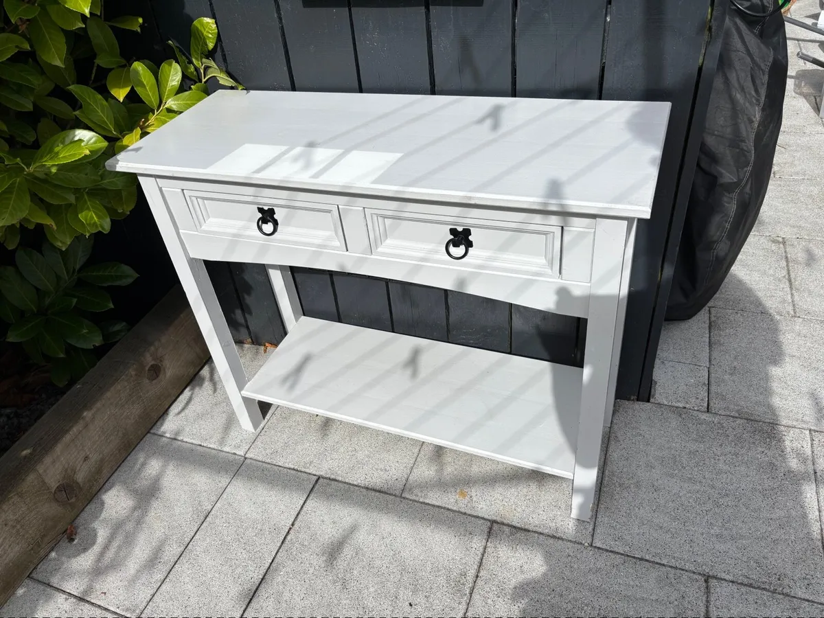 Console Table - Image 3