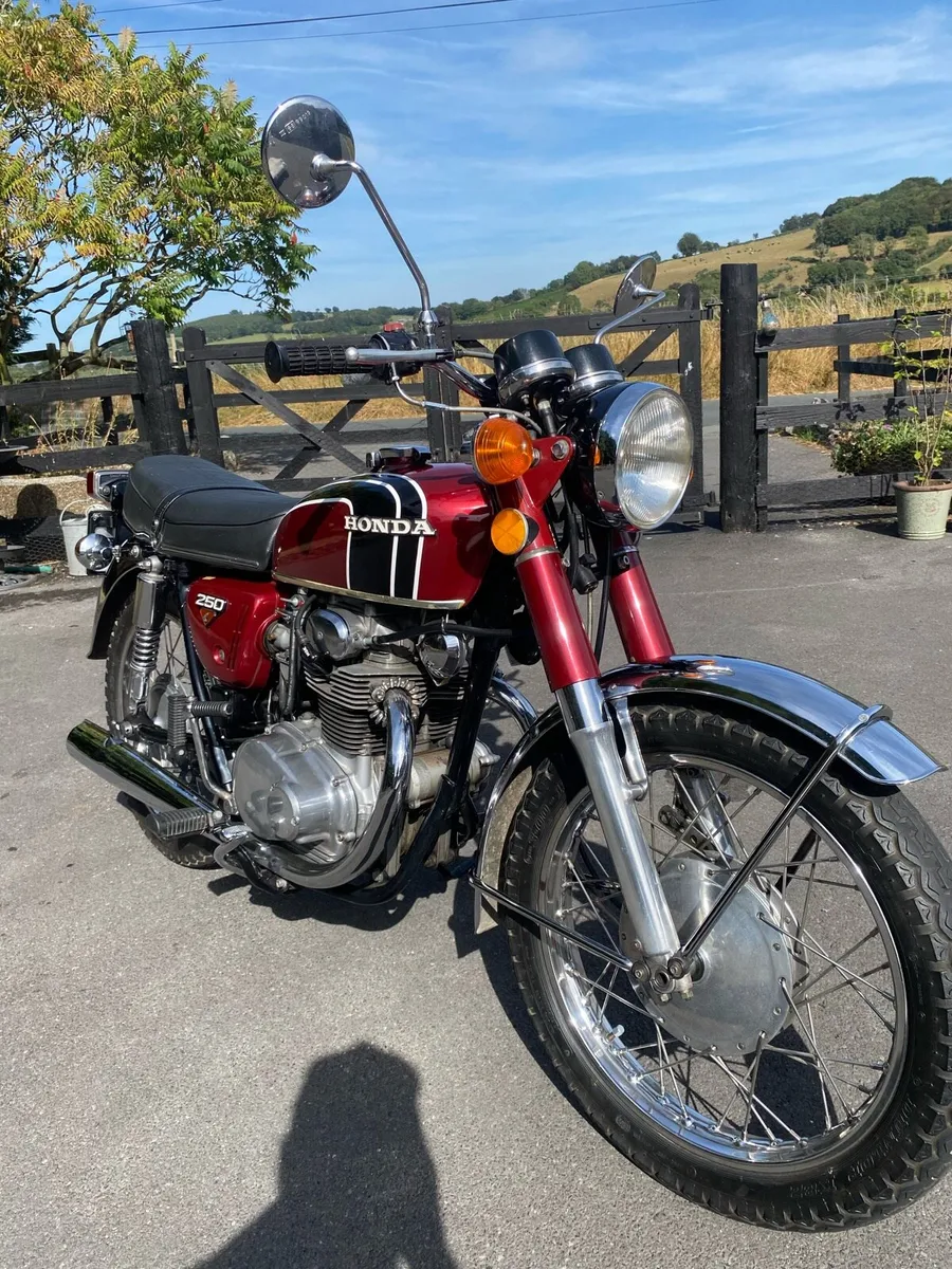 Honda CB250K4 - Image 1