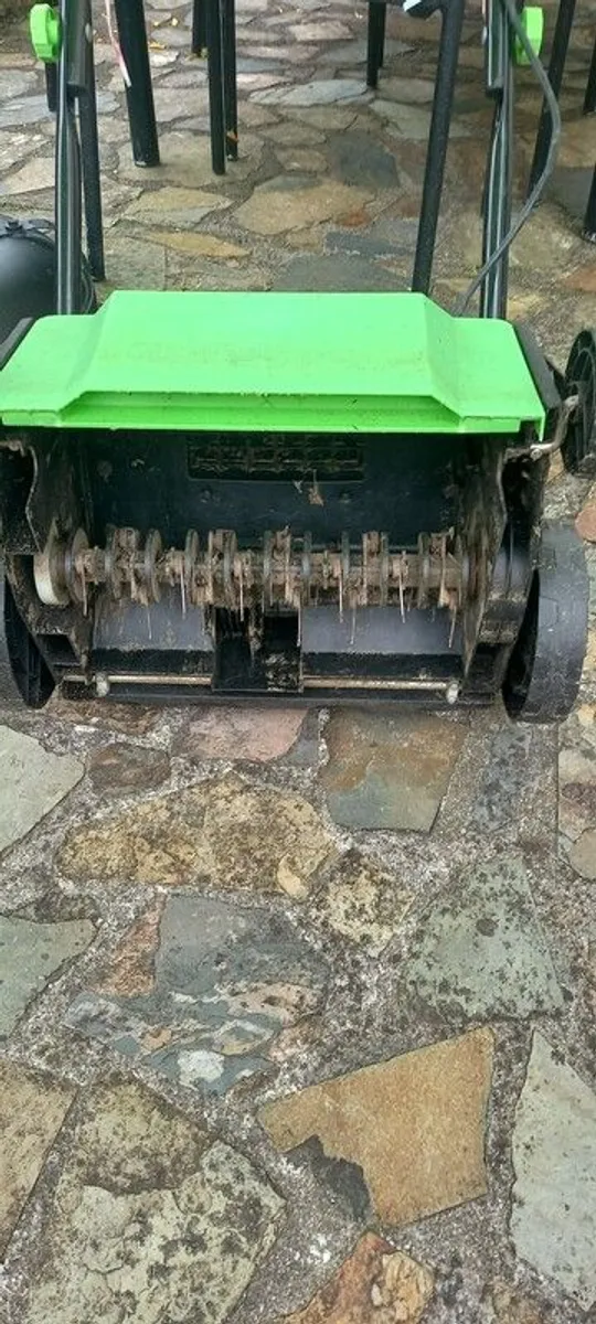 Draper moss remover and roreater - Image 2