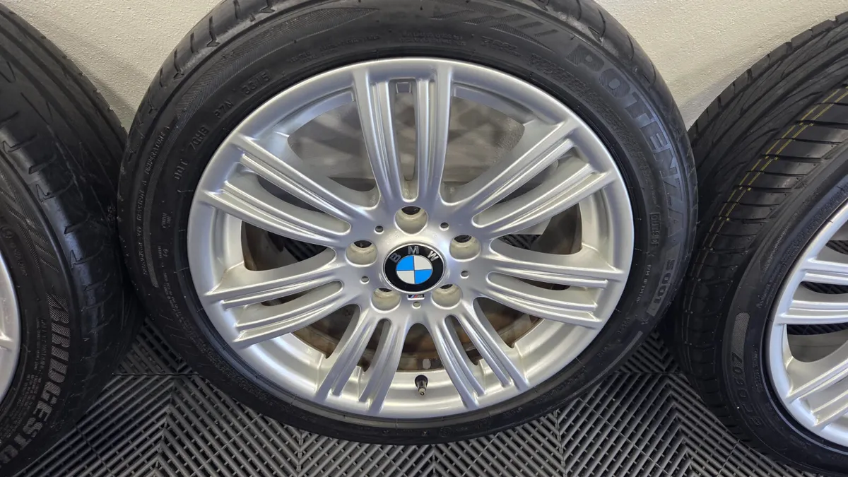 BMW 1 Series 17" M Sport Alloys - Image 3