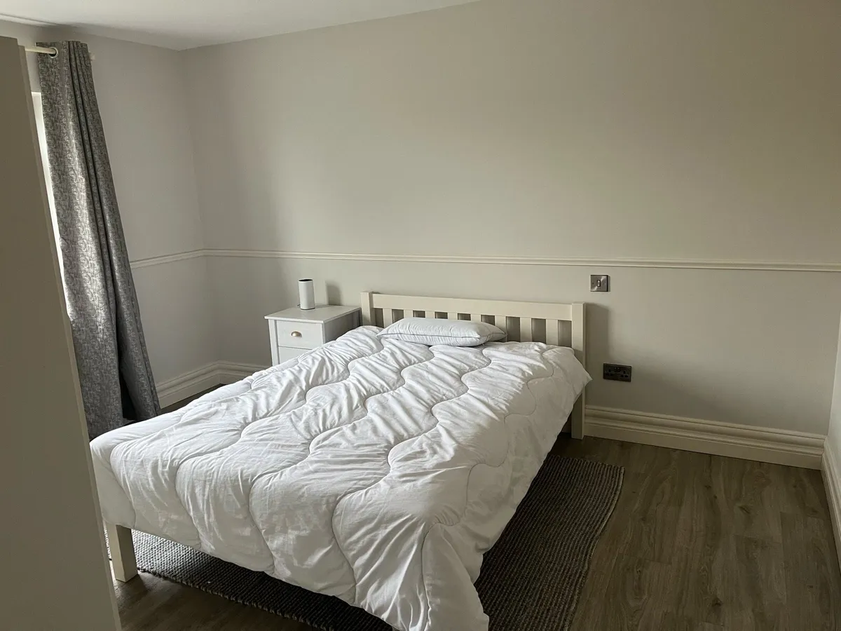 Room for rent - Image 1