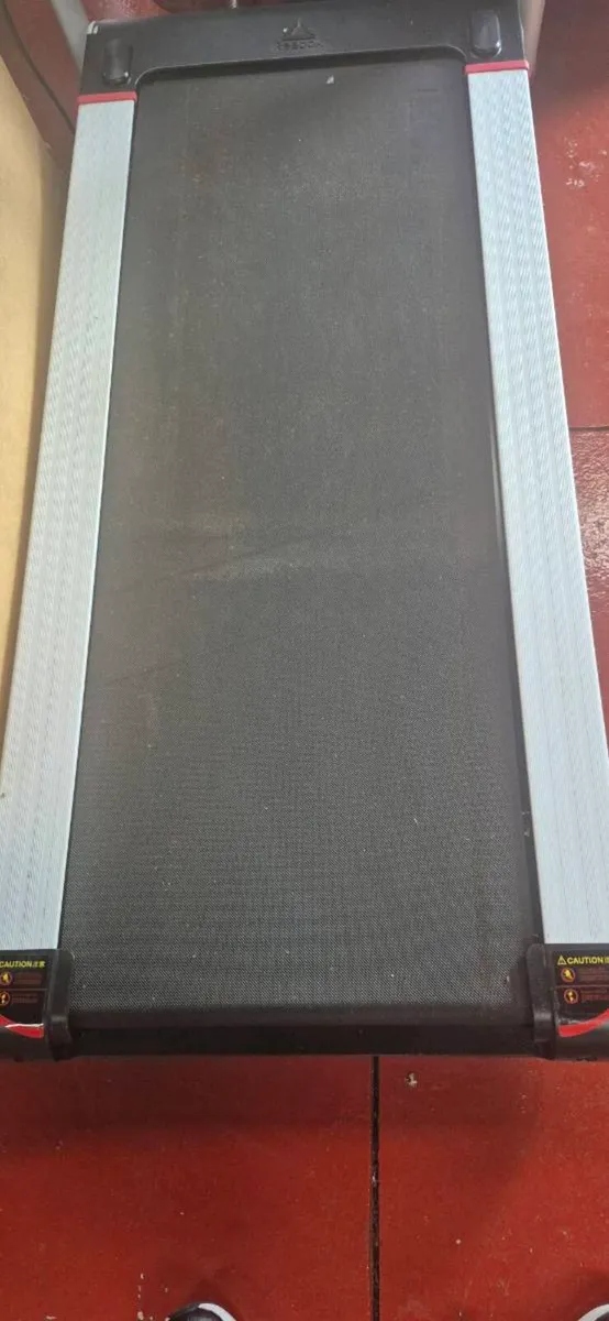 Reebok 4.0 iRUN treadmill - Image 1