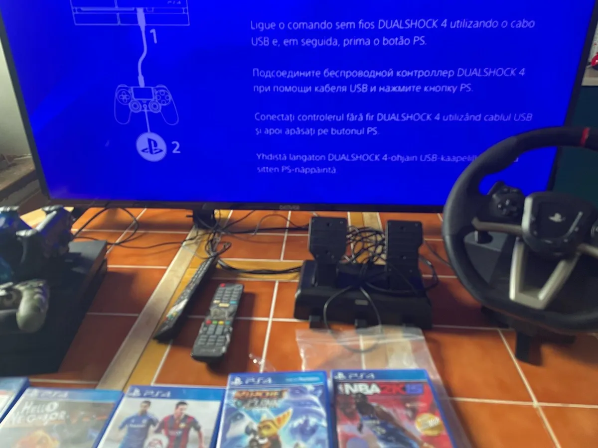 Smart tv 50” and ps4 slim - Image 2