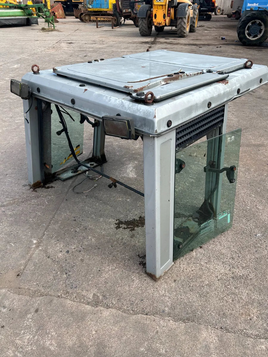 Landini/MF Cab Top Half - Image 4