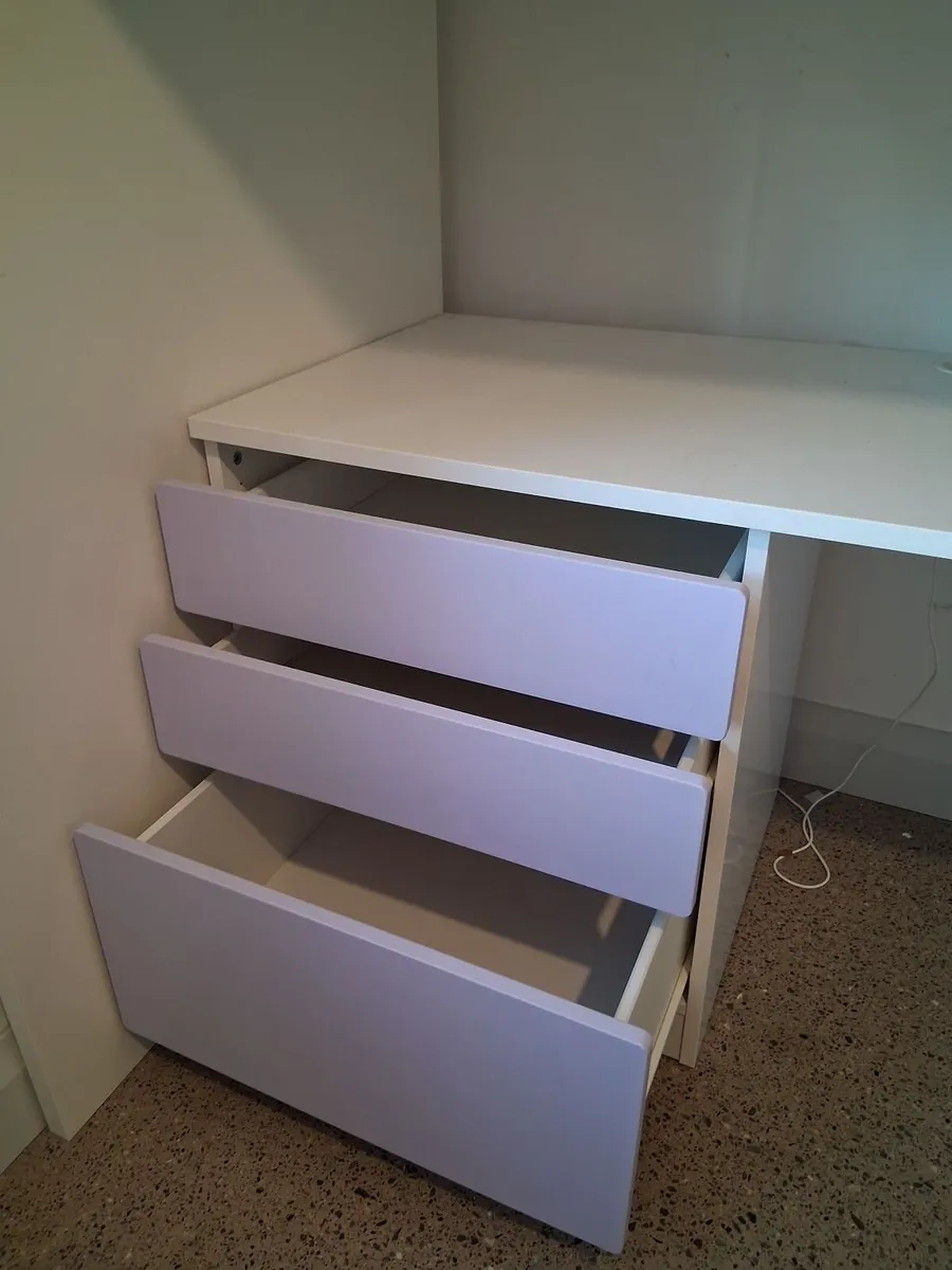Child's Loft Bed with desk and storage - Image 3