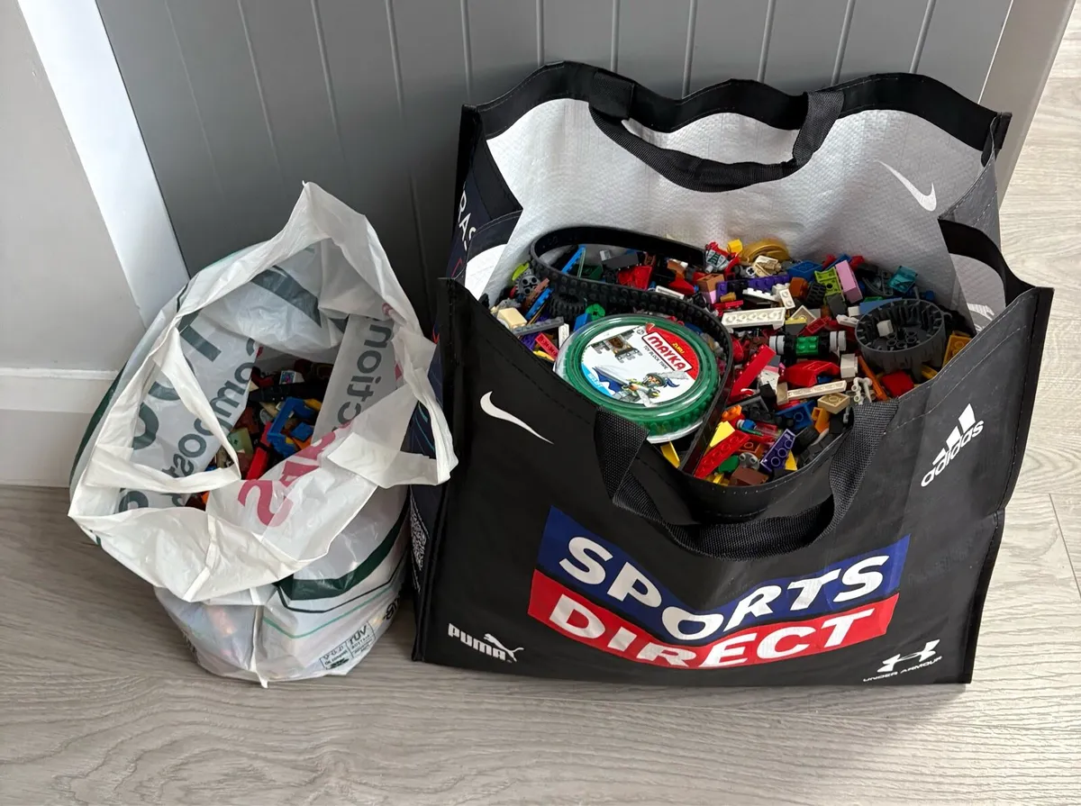 Large mixed bag of Lego - Image 3