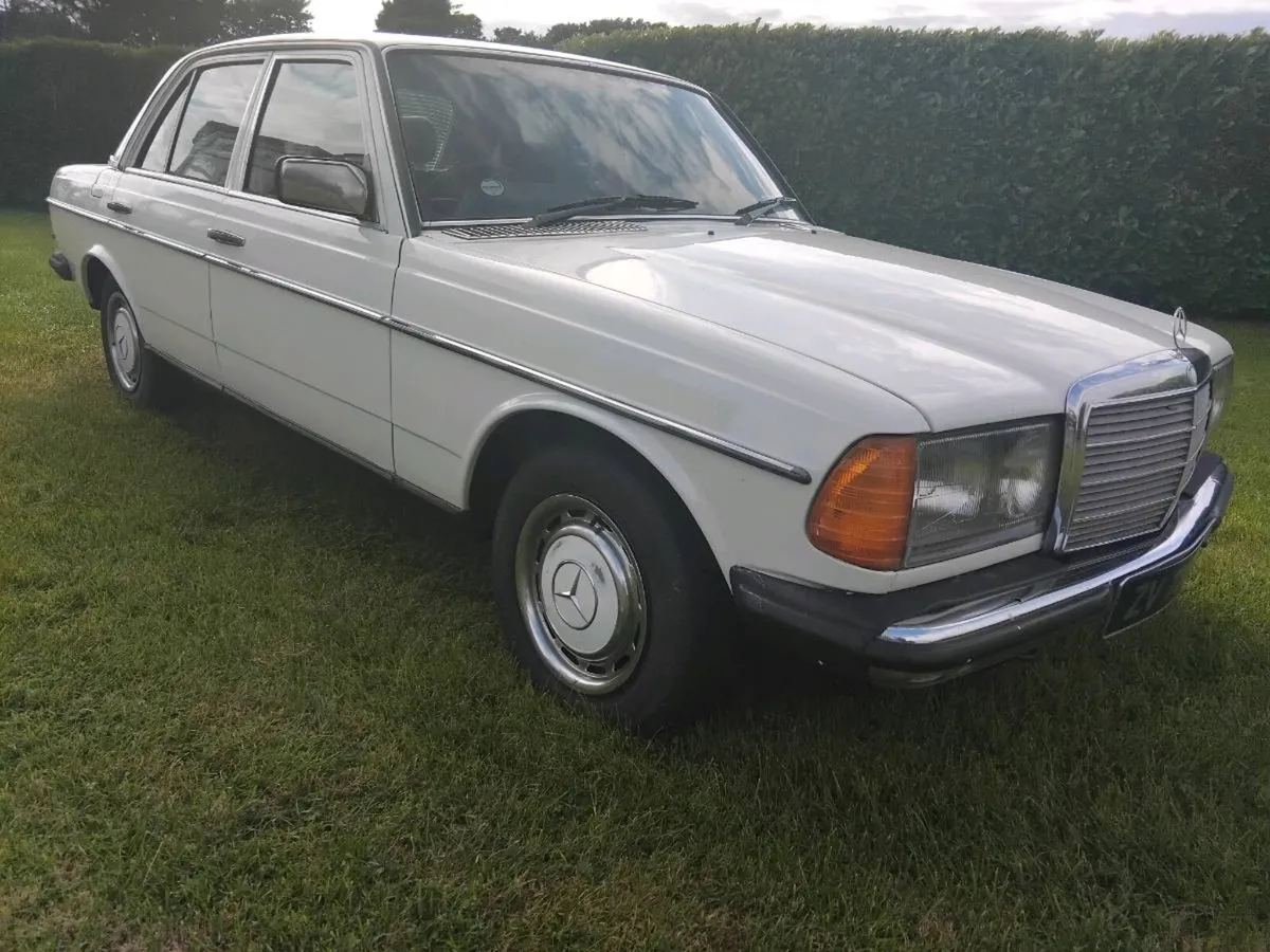 Mercedes w123 300d - Image 3