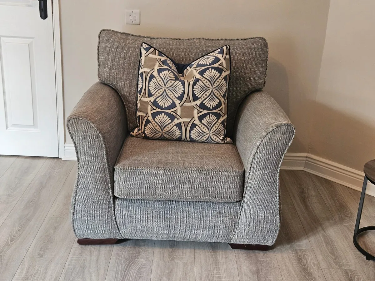 Sofa - Image 2