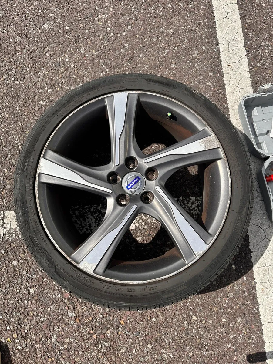 Volvo Alloys 5x108 / 18 inch (Set of 4) - Image 1