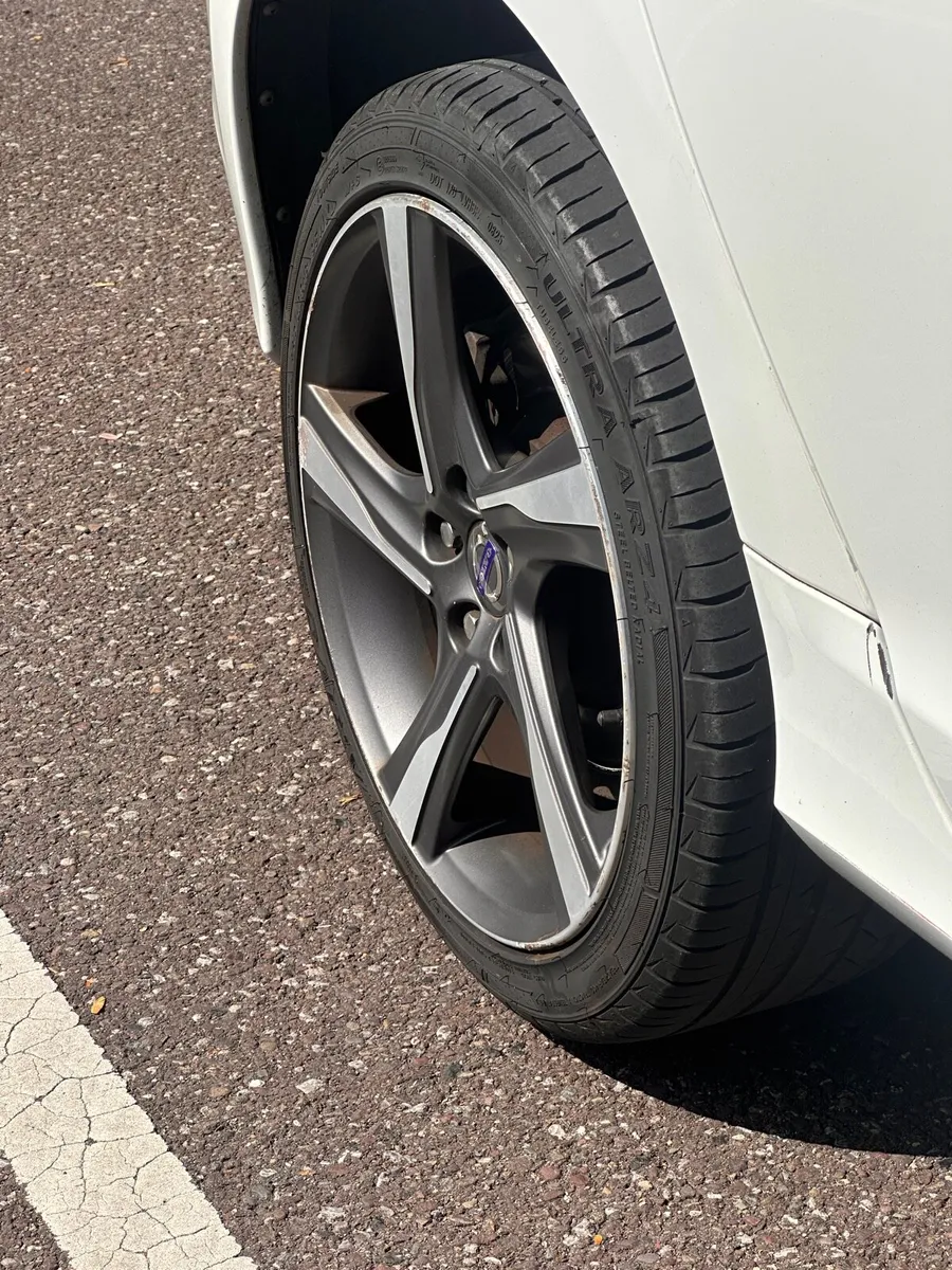 Volvo Alloys 5x108 / 18 inch (Set of 4) - Image 2