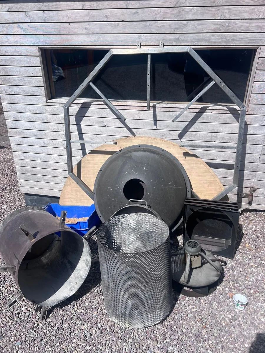 Firepit Table with Gemi Flue Extract Fan - Image 3