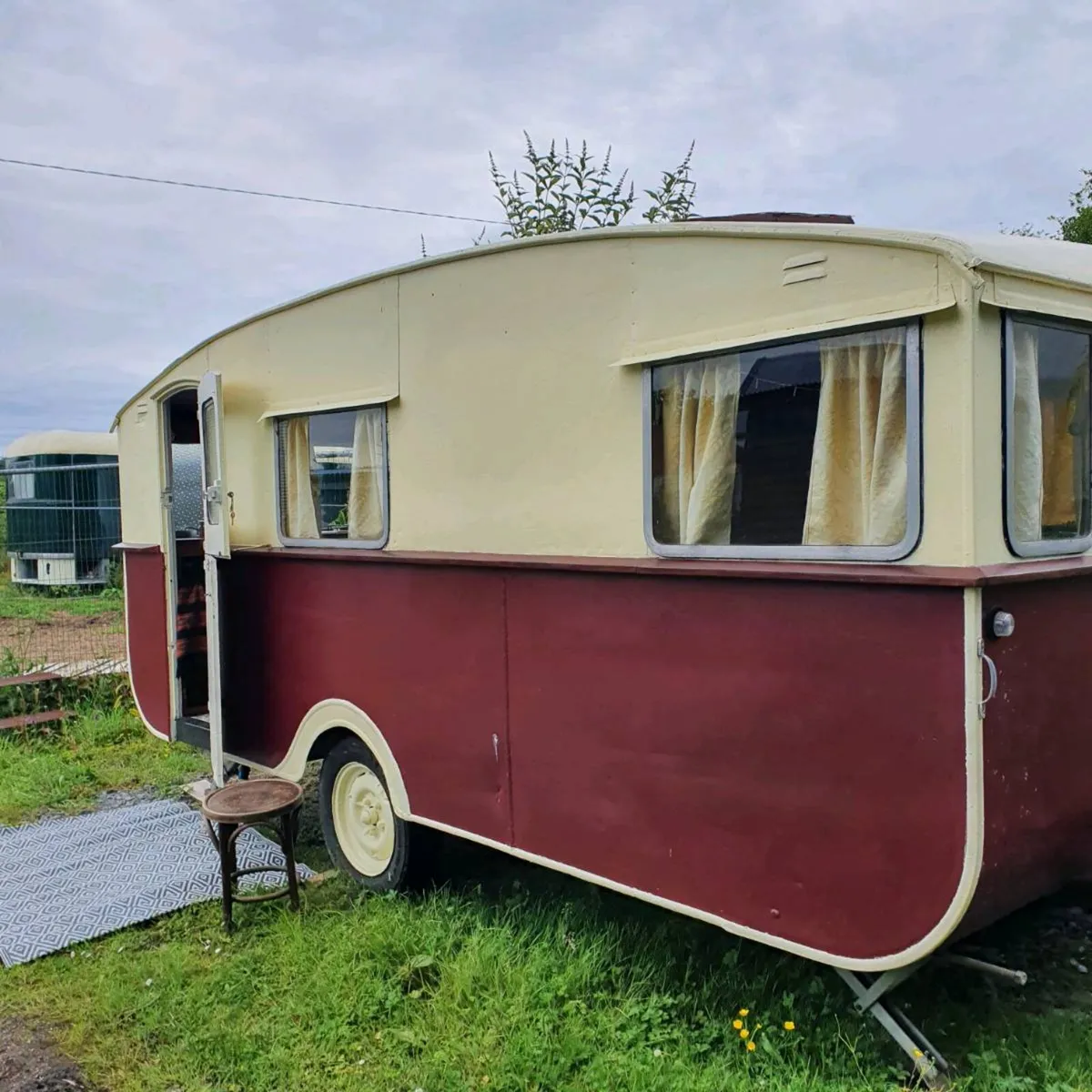 Rare Vintage Eccles caravan - Image 2