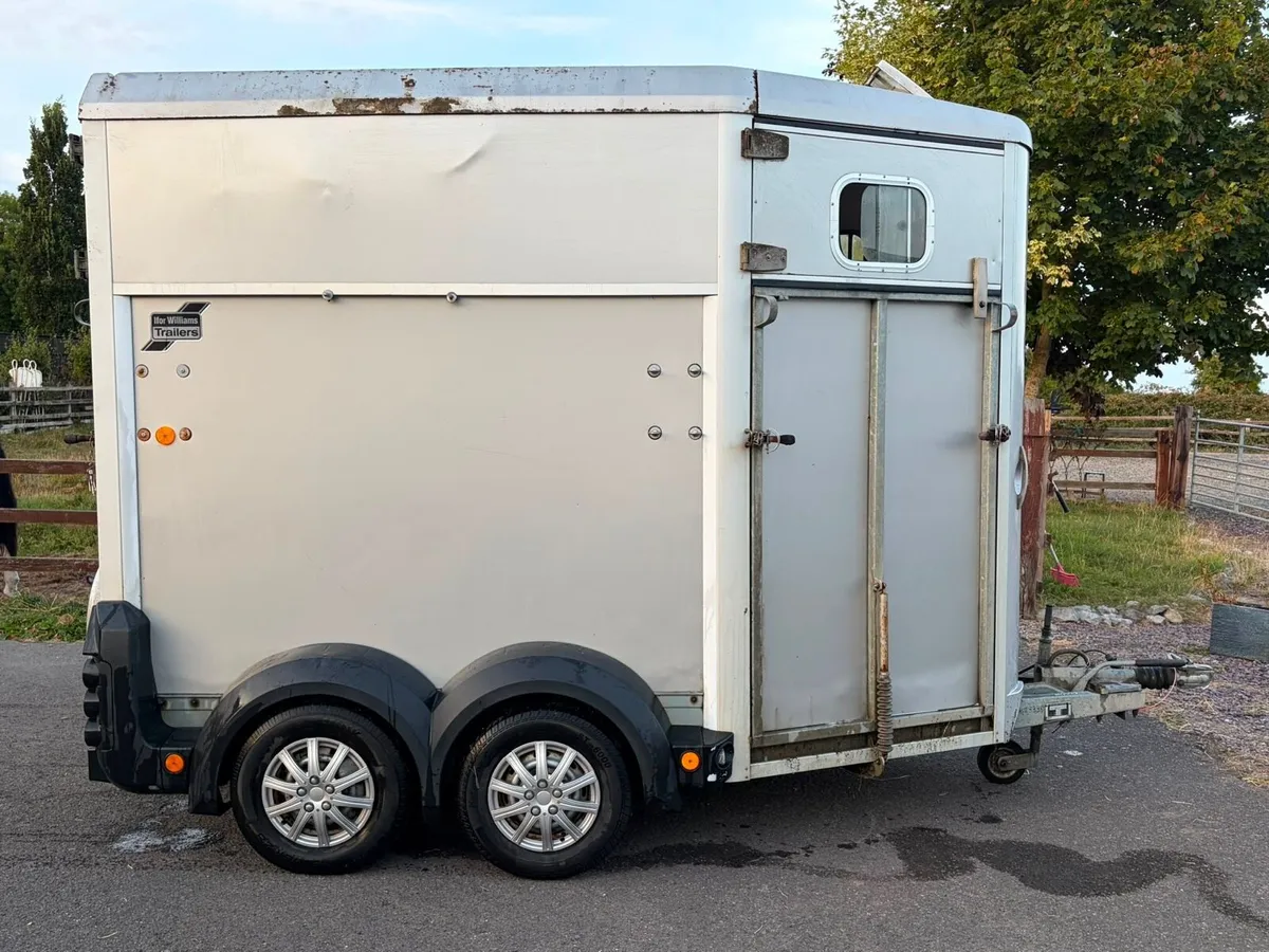 Horse Box - Image 2