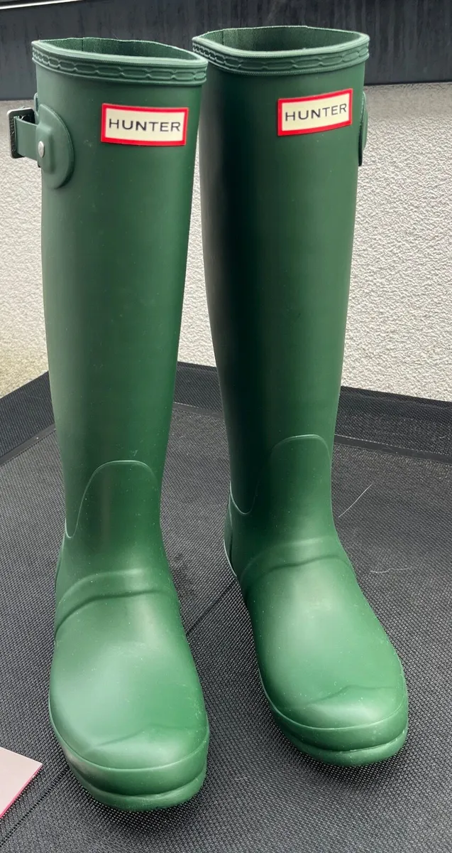 Wellington boots - Image 1