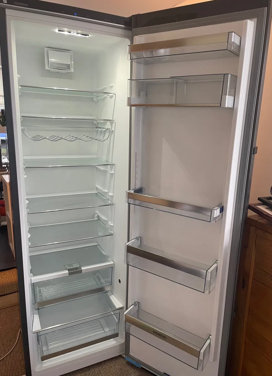 Larder Refrigerator Siemens. - Image 3