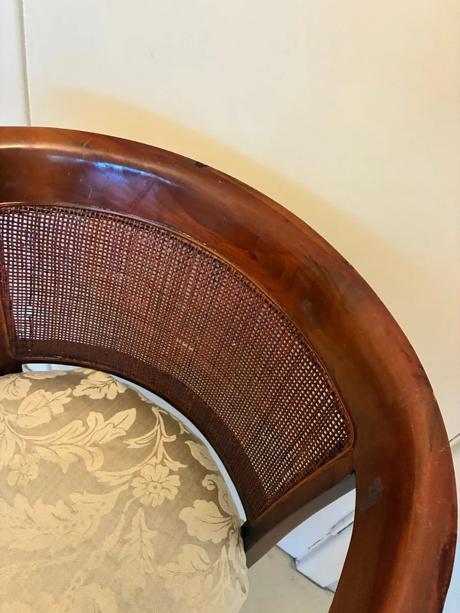 Vintage Hall Chair - Image 3