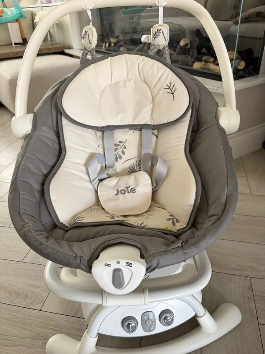 Joie 2 in 1 baby swing & rocker new without box. - Image 2