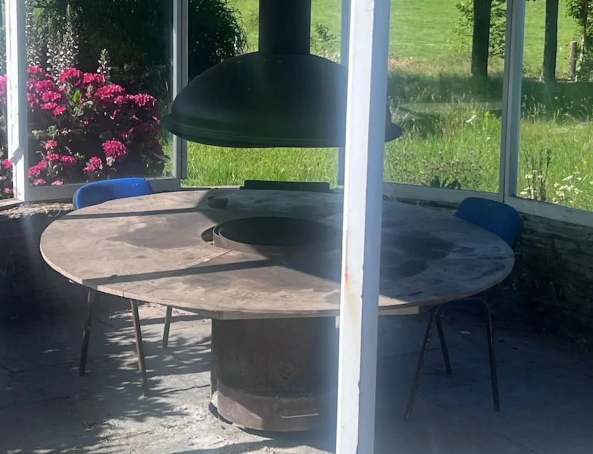 Firepit Table with Gemi Flue Extract Fan - Image 1