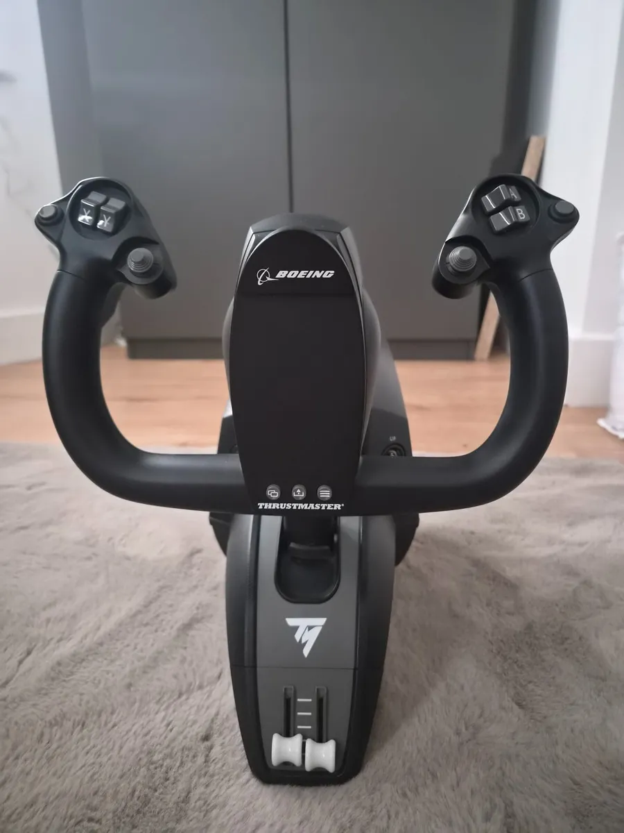 Thrustmaster boeing yolk - Image 4