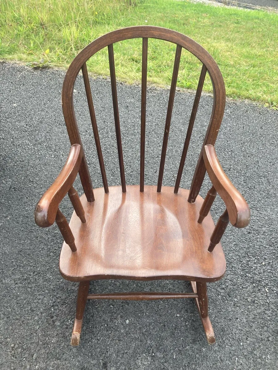 Kids rocking chair - Image 1