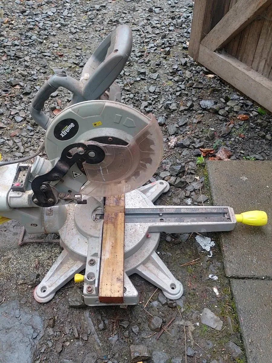 Can post sliding bevel mitre saw - Image 1