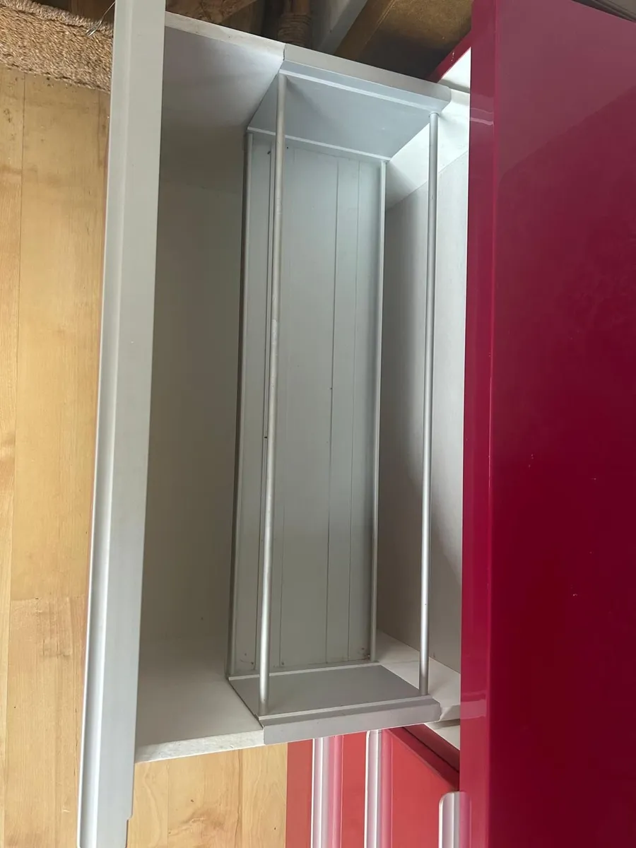 Stylish Red Gloss Finish Cabinet - Image 3