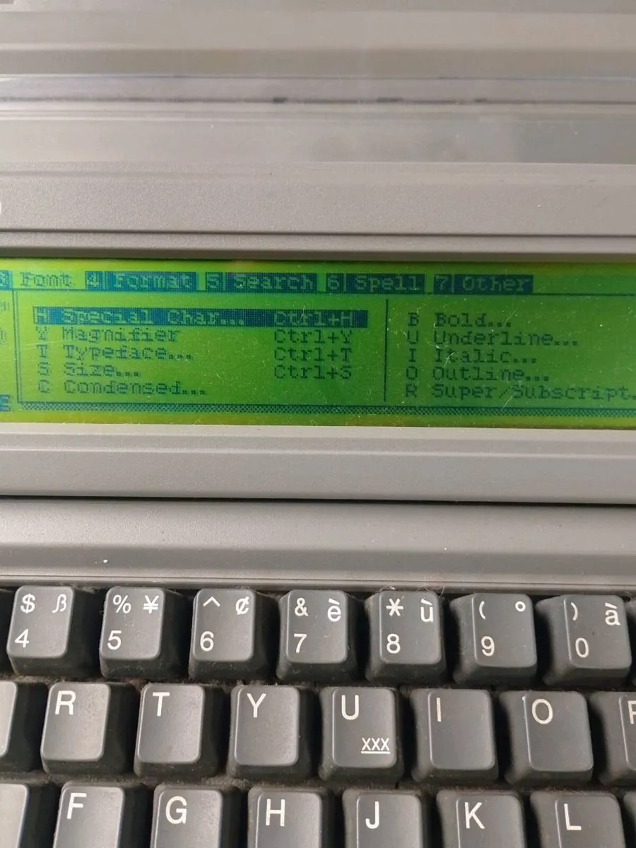 Sharp FW-500 font writer word processor - Image 3
