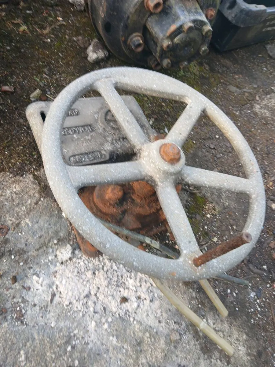 Boat Wheelhouse hydraulic control unit... - Image 1