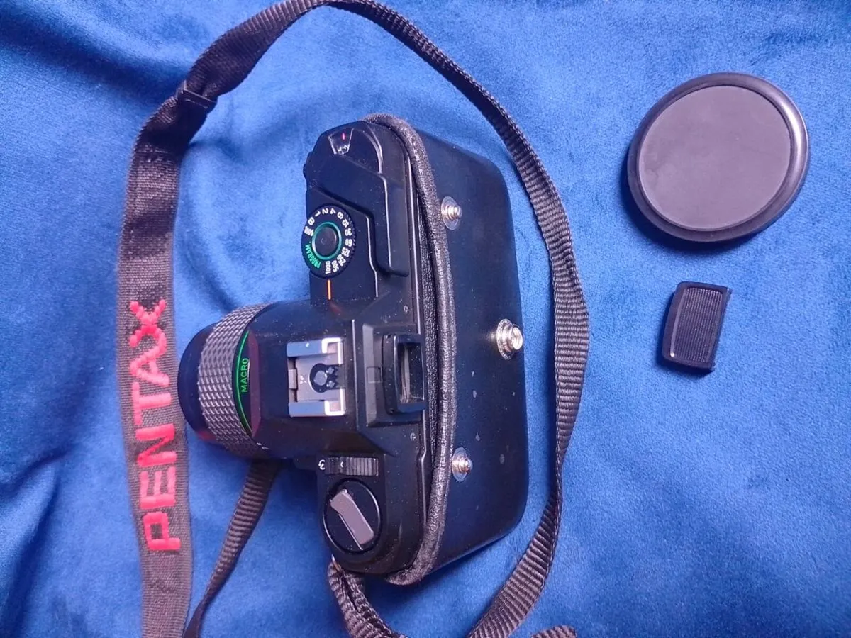 Vintage Pentax P30 35mm Film SLR Camera - Image 4