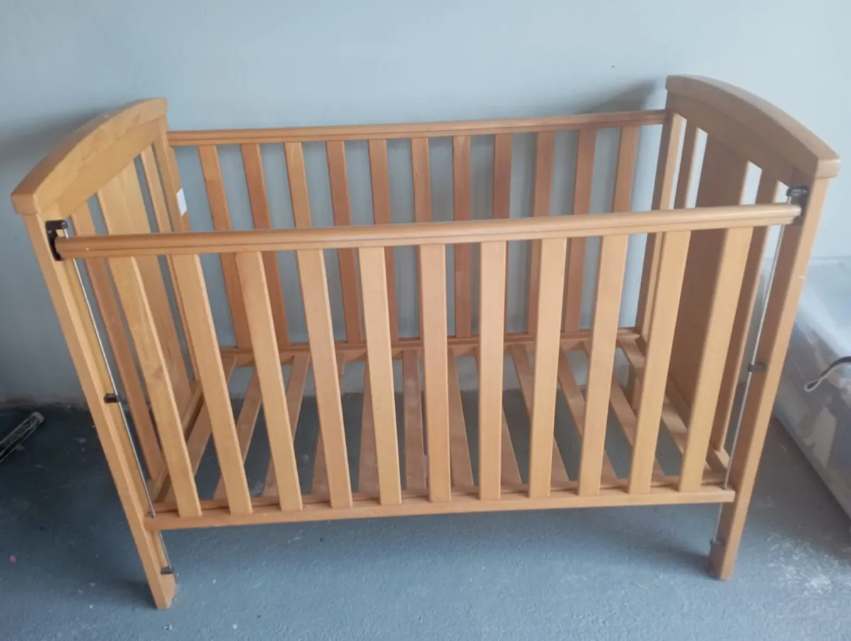 Cot - Image 2