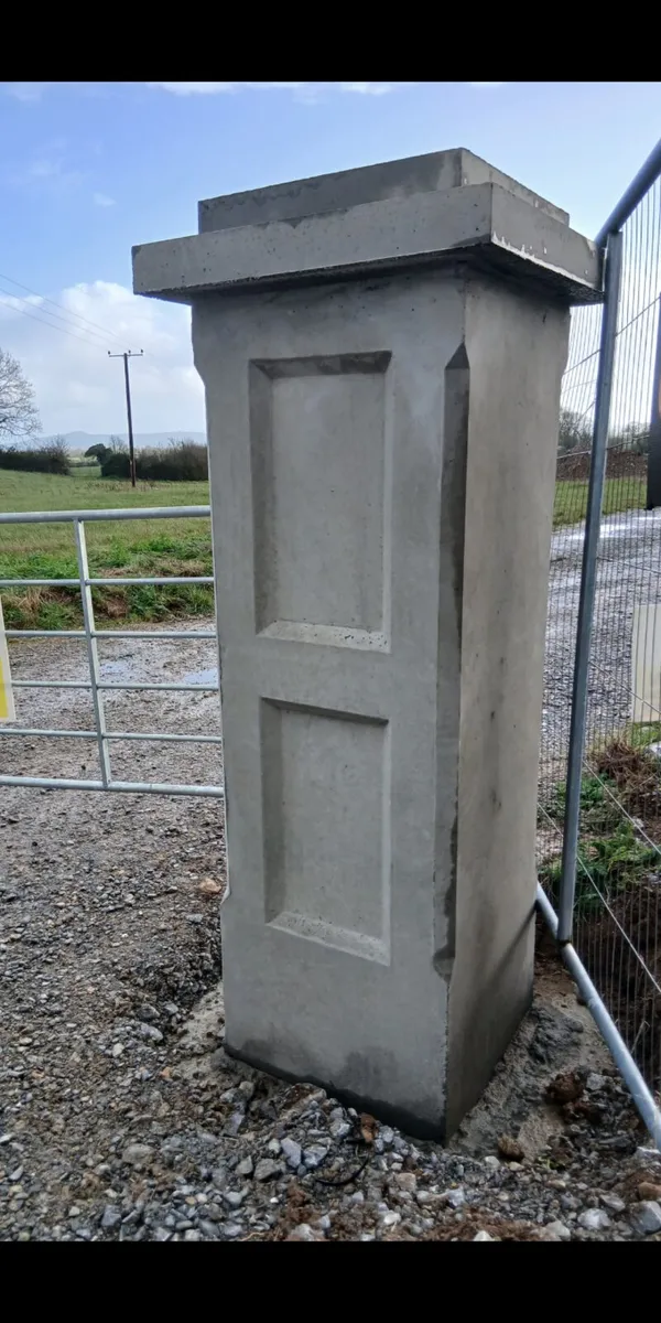 Precast Concrete Piers - Image 1