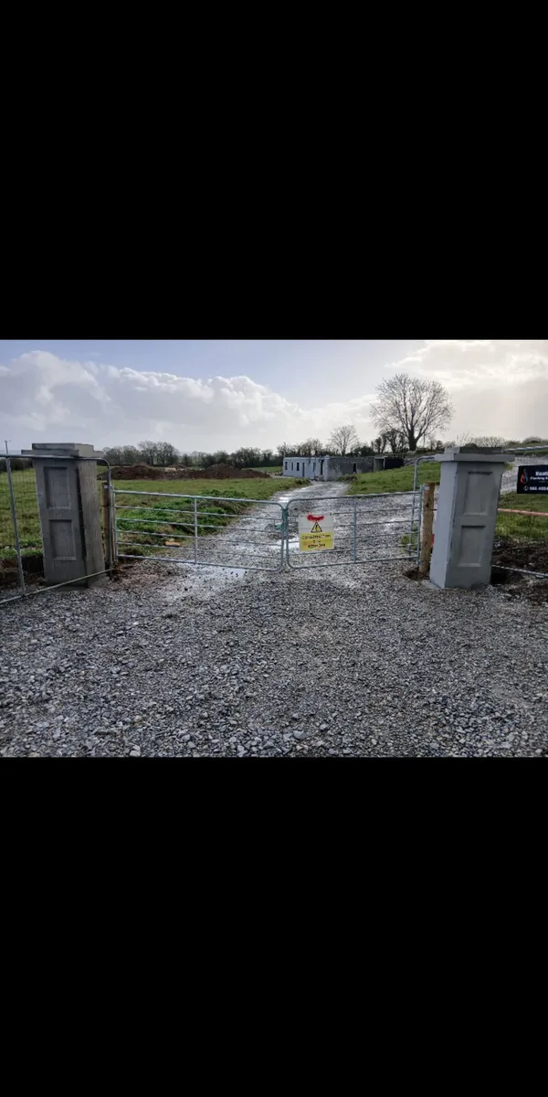 Precast Concrete Piers - Image 3