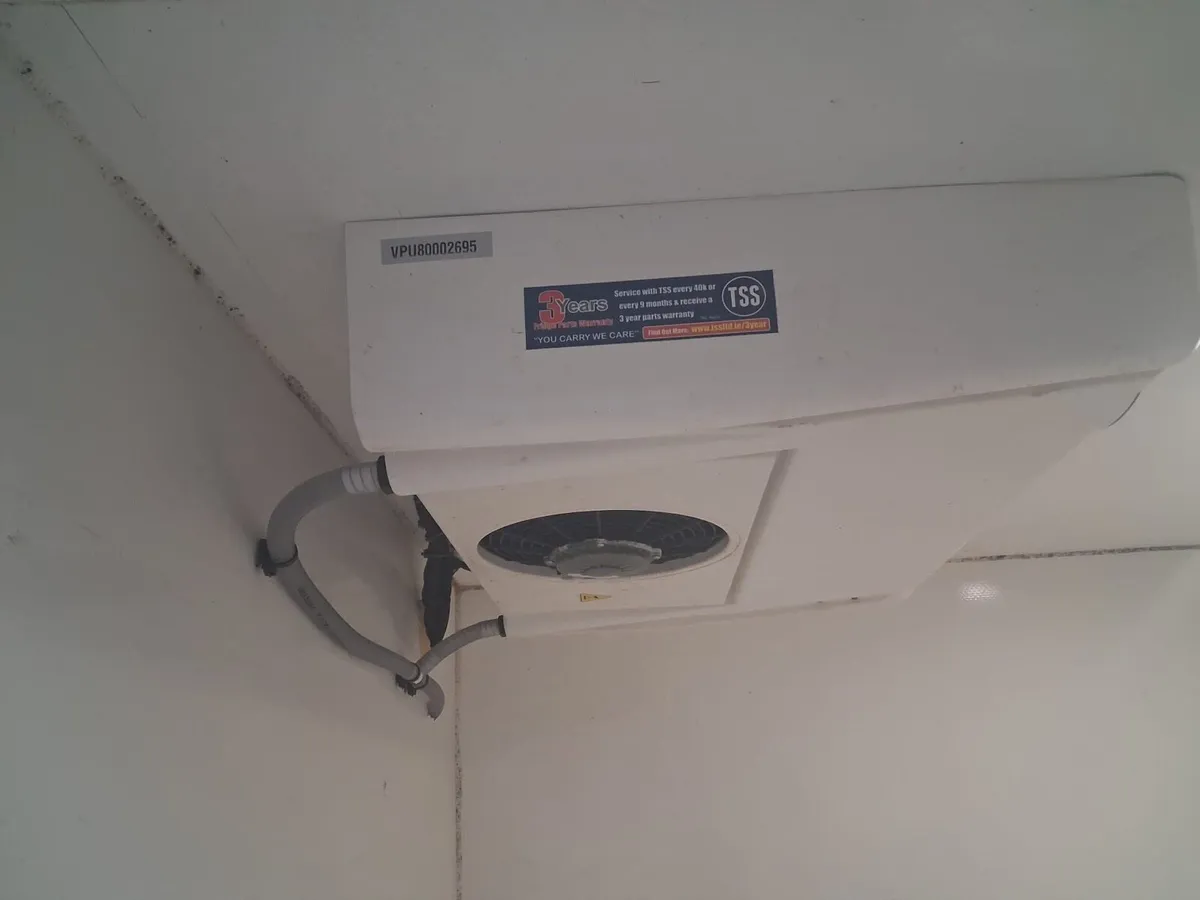Carrier refrigeration unit - Image 3