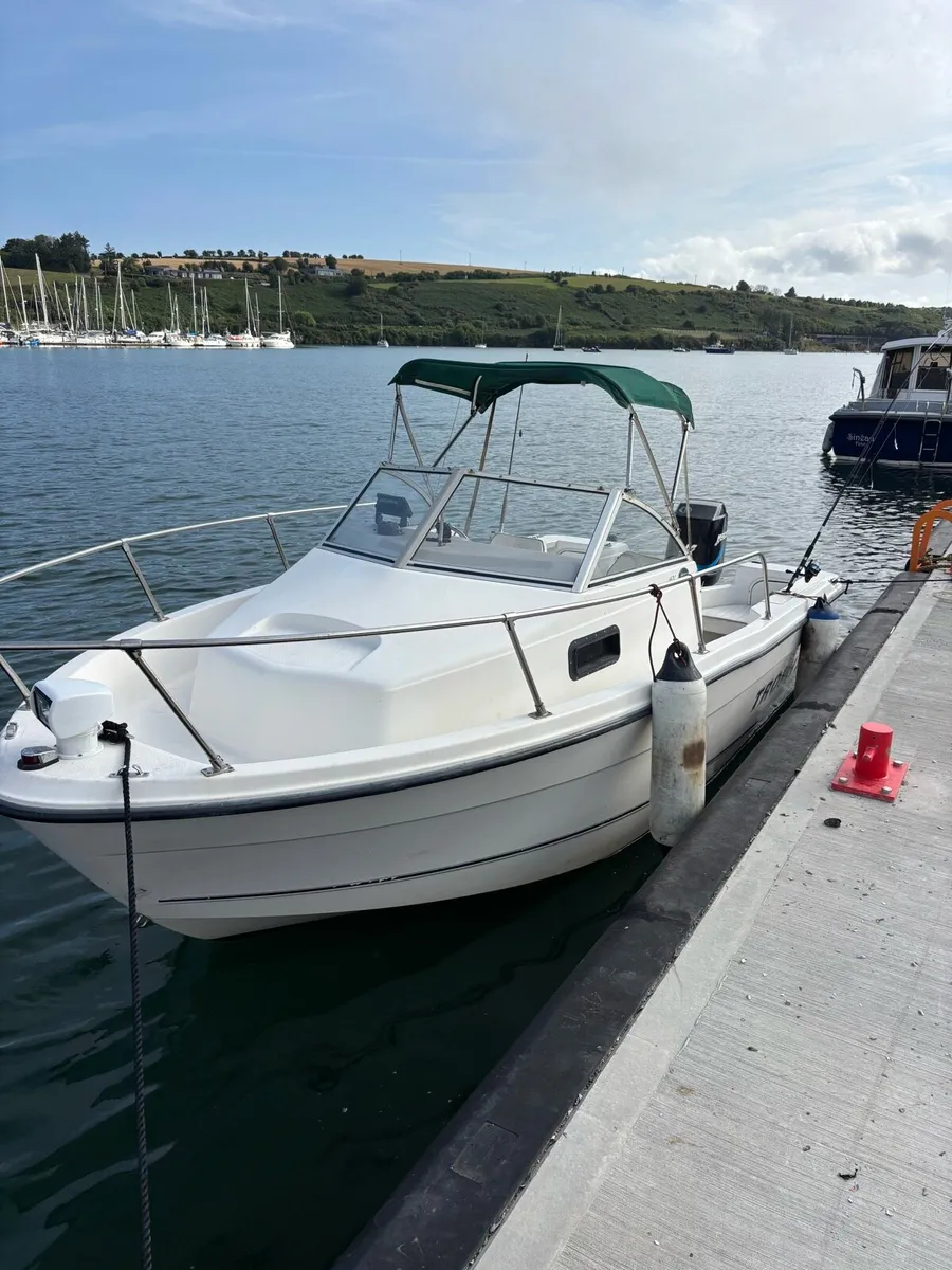 Trophy 1802 boat - Image 2